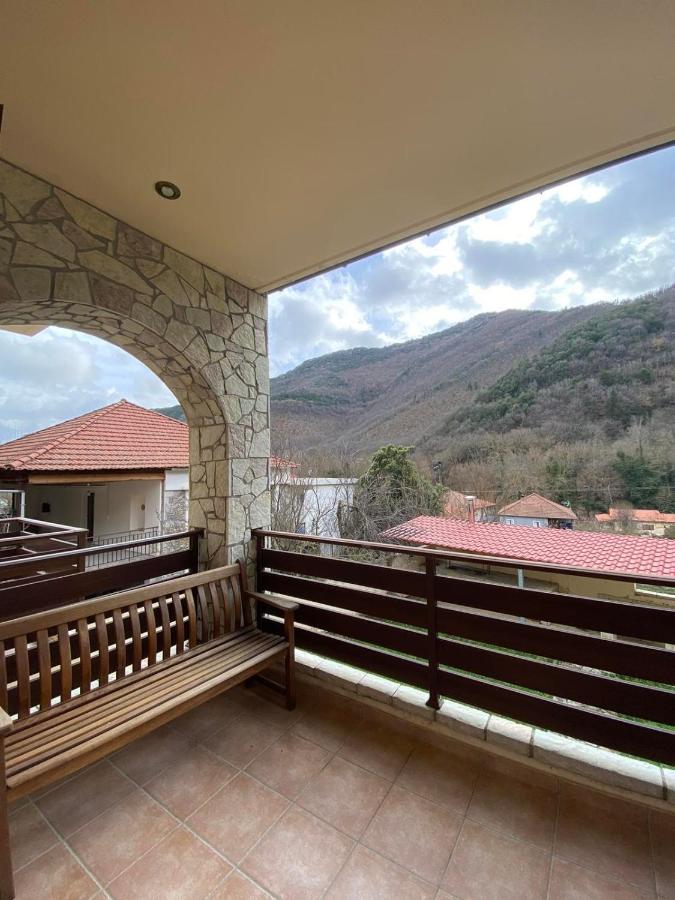 Villa Ria Калаврита Экстерьер фото