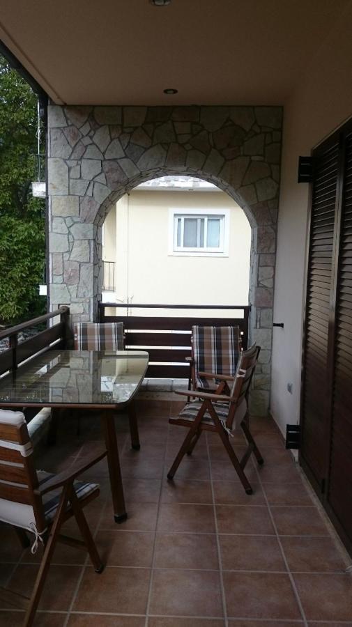 Villa Ria Калаврита Экстерьер фото